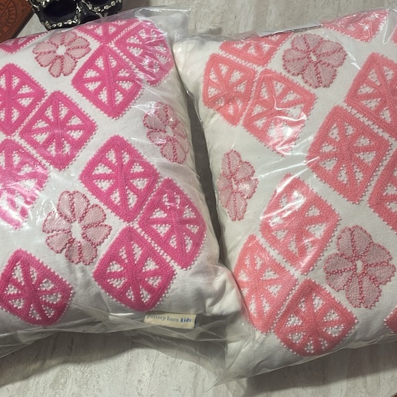 Pottery Barn Kids Decorative Pillow Pink - Picture 3 of 3